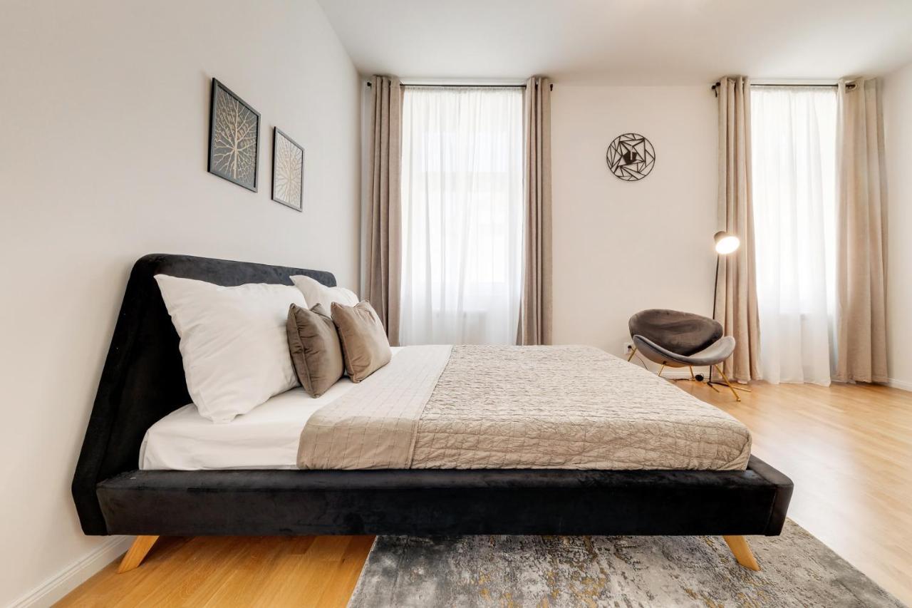My Prague Apartments Rubesova Luaran gambar