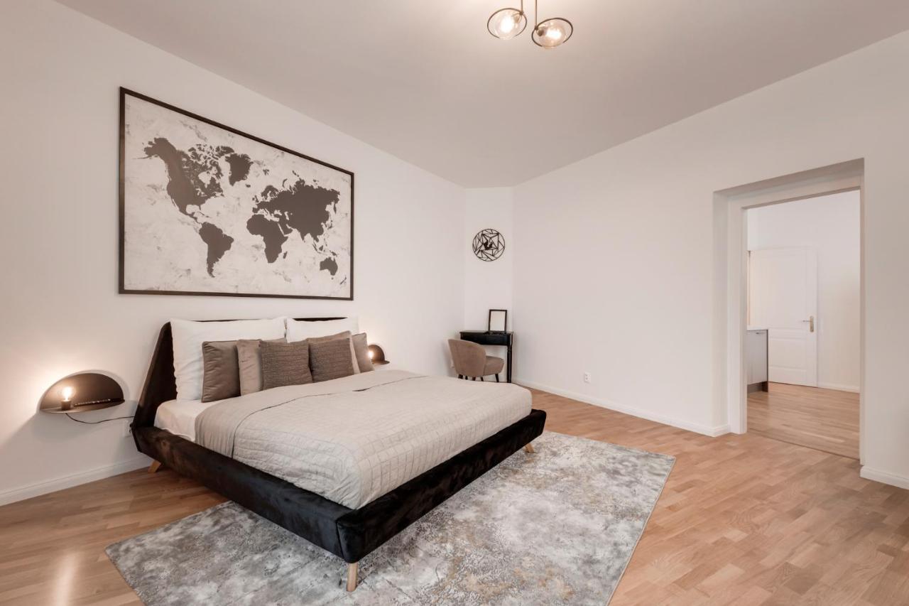 My Prague Apartments Rubesova Luaran gambar